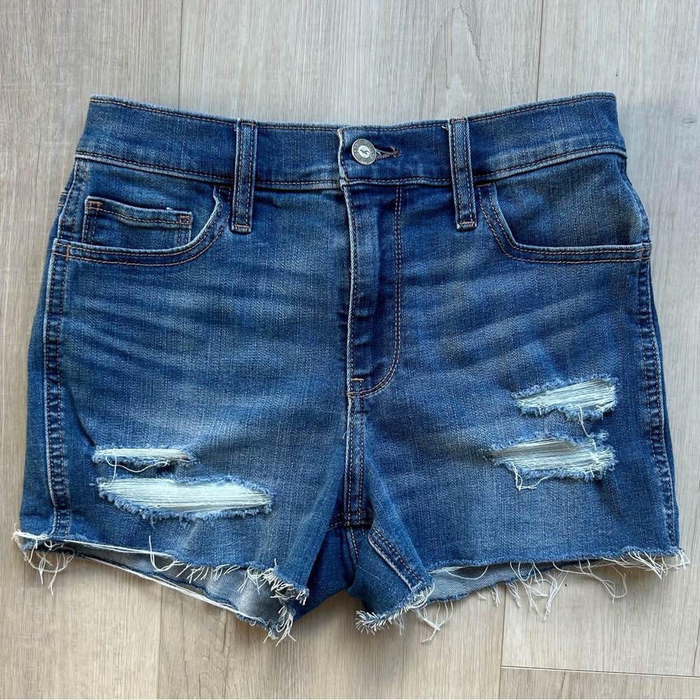 Hollister High Rise Ripped Denim Shorts 3" - Picture 1 of 4